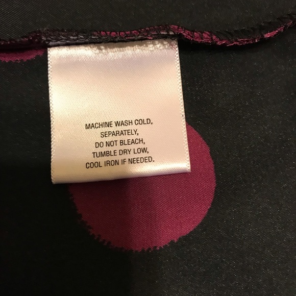 Apostrophe sleeveless polka dots blouse. - Picture 5 of 5